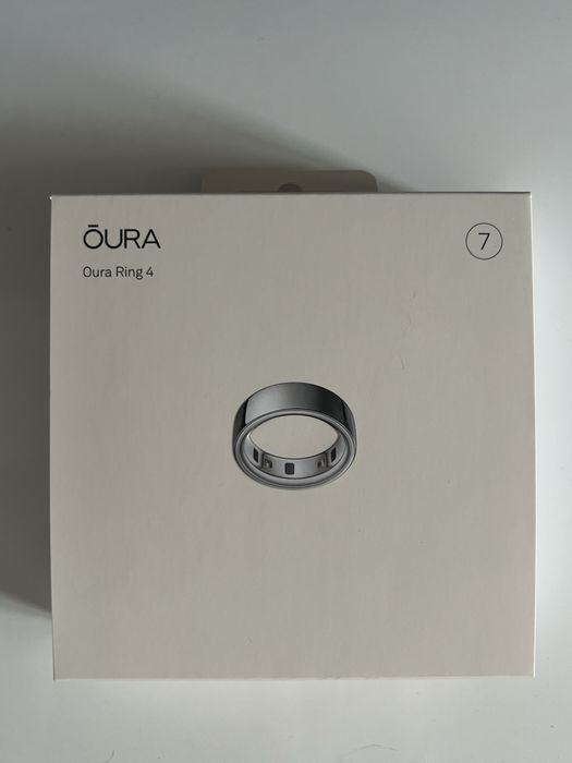Oura ring 4  | Смарт-кільце для сну та здоровʼя