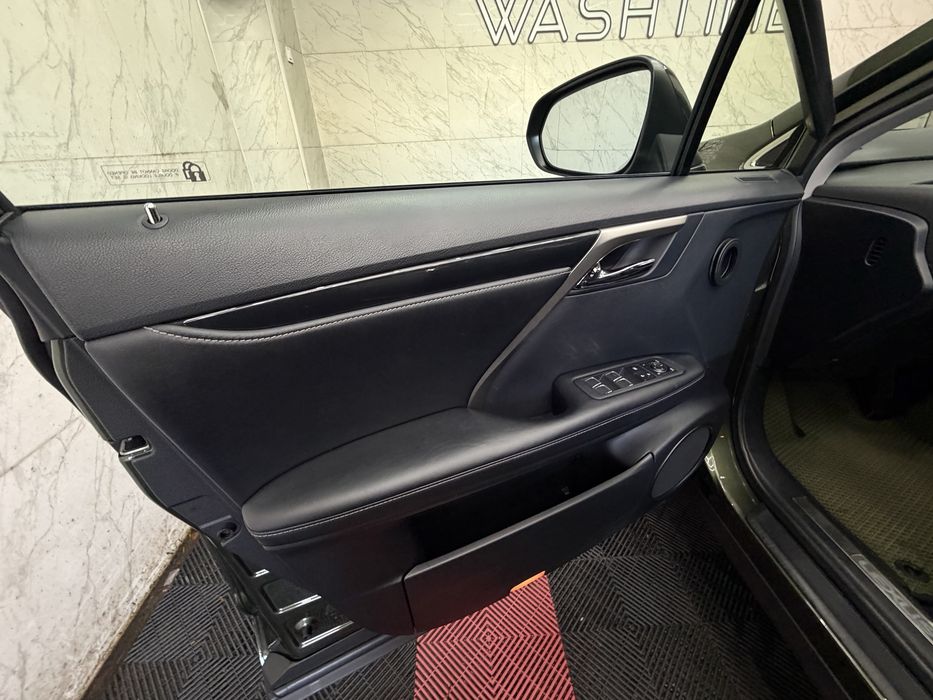 Офіційний Lexus RX 300 2021 р. (Гарний стан)