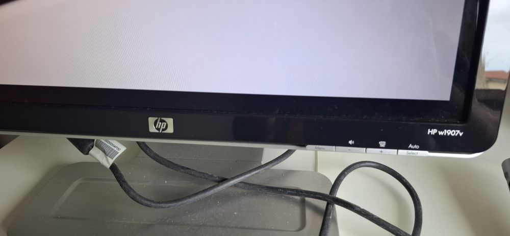 Monitor HP Pavillon w1907v