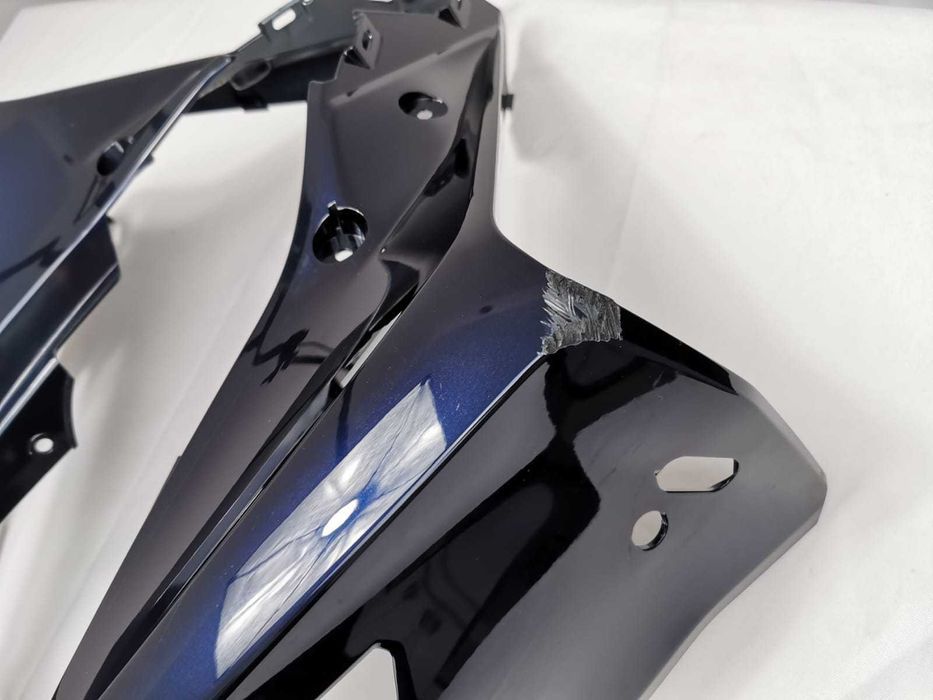 Owiewka czacha  Prawa Strona BMW R 1250 RS K54