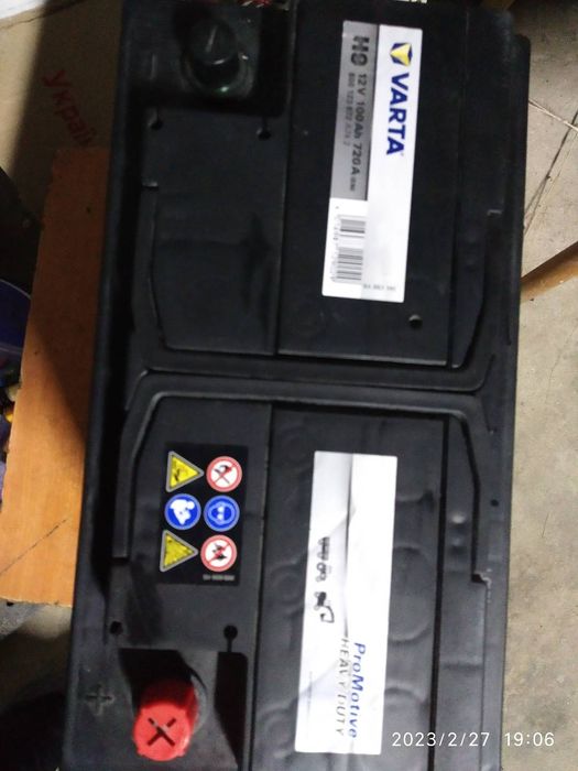 Акумулятор силовий Varta 100 ah 720 а H9 новий з Польщі