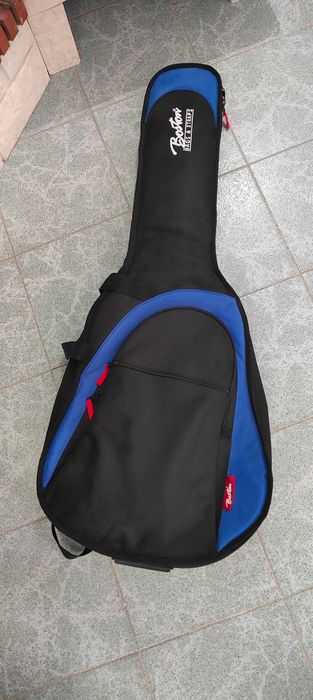 Guitarra elétrica Cort c/ amplificador Roland