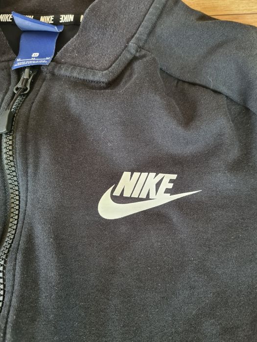 Bluza Nike czarna zapinana na suwak R. M L