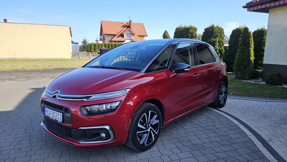 Citroen c4  spacetouer ksenon navi kamery masaze full