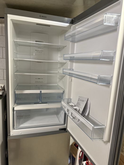 Холодильник BOSCH KGN49XL306