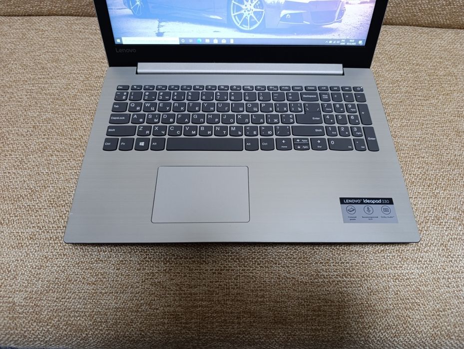 Lenovo 330-15IKB/i3-6006/8 RAM/SSD 128Gb+HDD 500GB/Geforce 920MX 2Gb