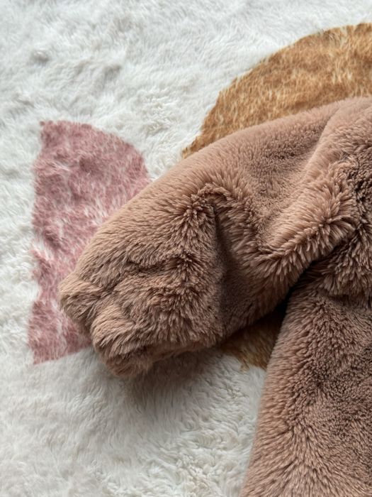 Шубка для дівчинки