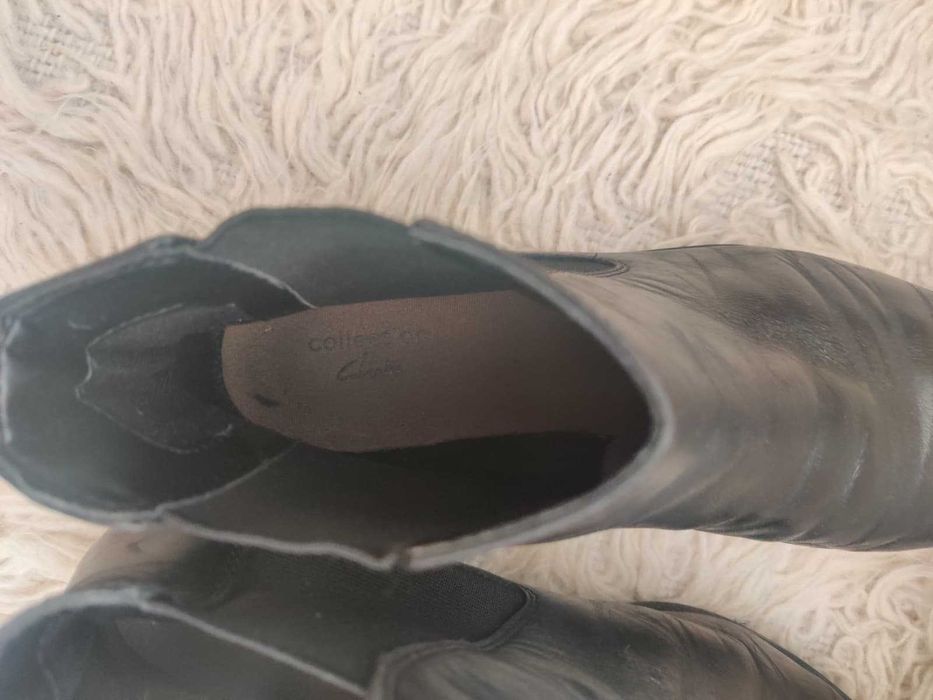 Botki damskie skórzane Clarks