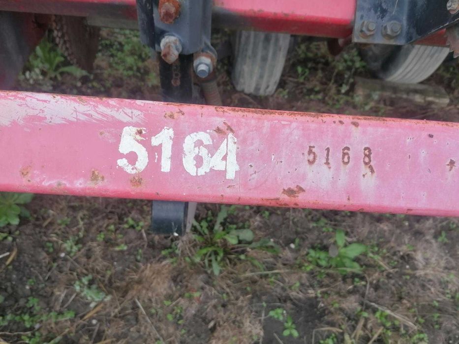 Сівалка для просапних культур Massey Ferguson 555 (12 рядкова)