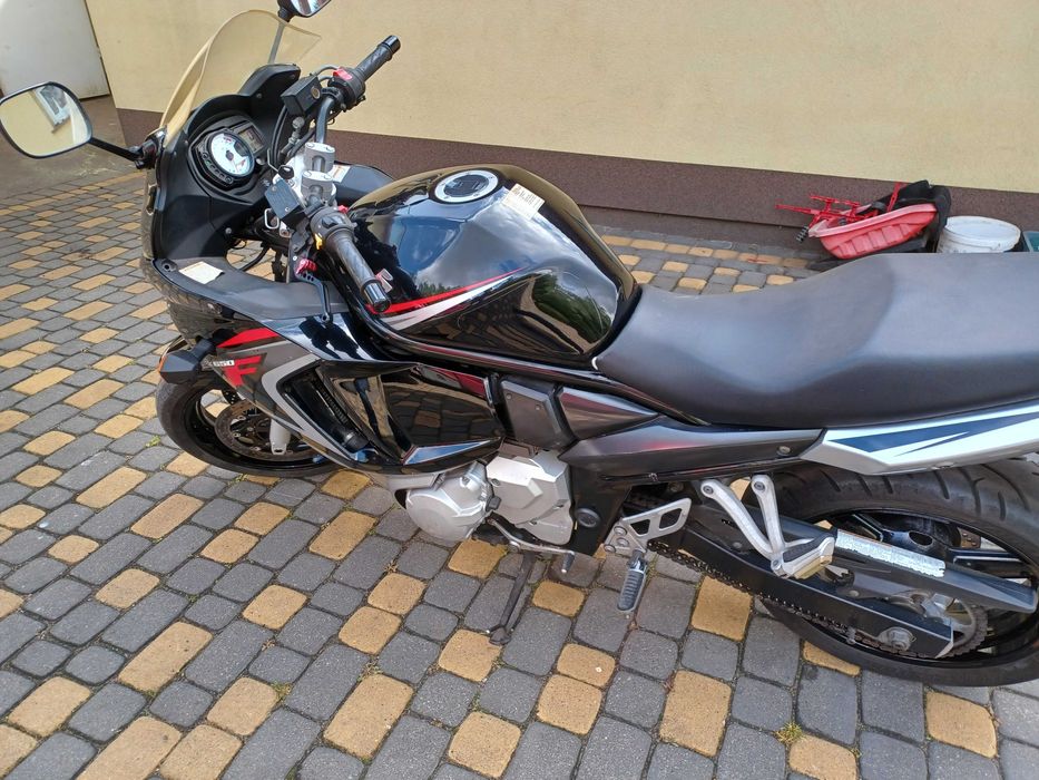 Suzuki GSX 650F dobry stan zarejestrowany