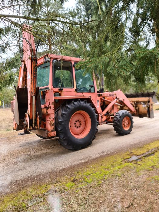 Sprzedam koparko-ładowarkę MF50HX. Rekin 4x4 silnik wolnossący ładnie pracuje.