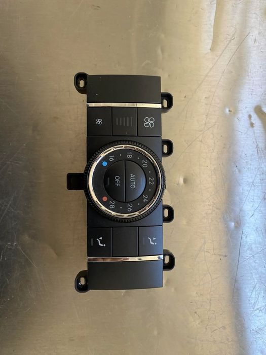MERCEDES W251 PANEL KLIMATYZACJI NAWIEWU A1648700189