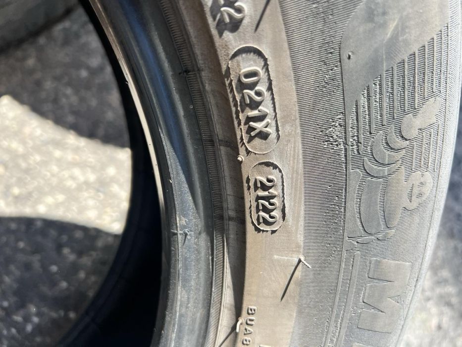 215/65/17 Michelin 2 pneus