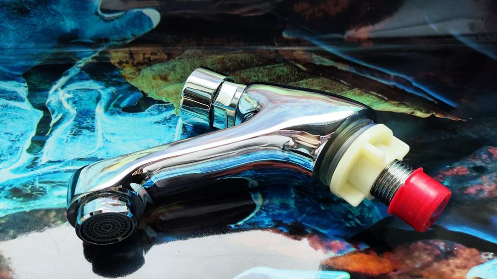 Монокран, однокран на умывальник нажимной ZERIX Z904