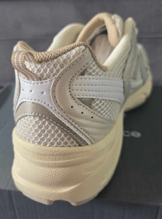 New Balance MR530AA