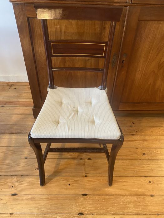 Mesa de jantar extensível + 6 cadeiras