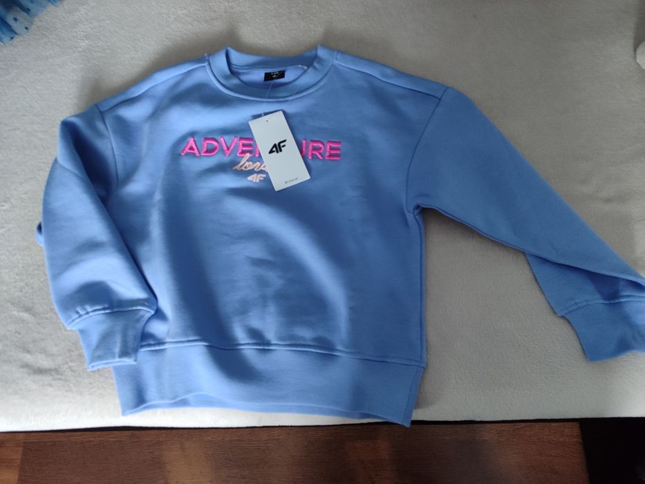 Sprzedam nową bluzę 4F rozm.128