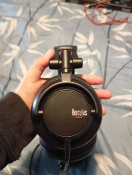 Kit deejay Hércules 200