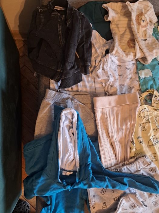 Ubranka dla chłopca noworodka niemowlaka  r.56 i r.62 ok.50szt. waka