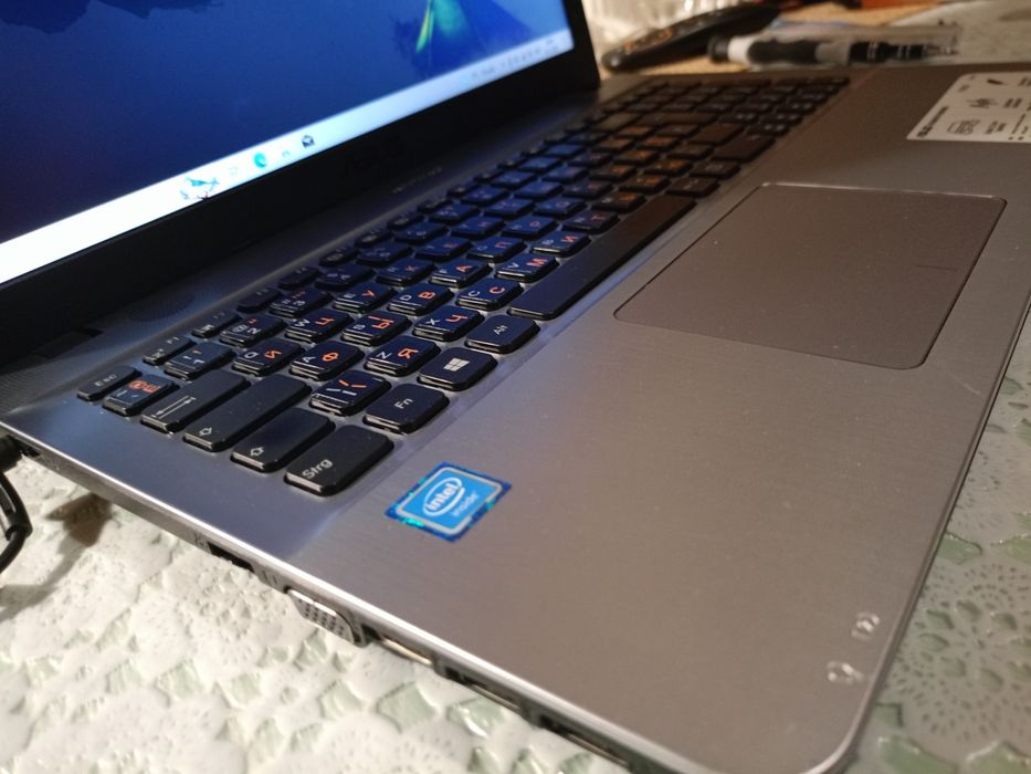 Asus x541sa 4gb опер 500gb жор.диск