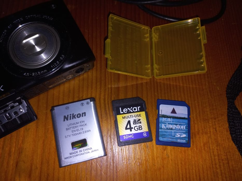 2 cartoes de memória