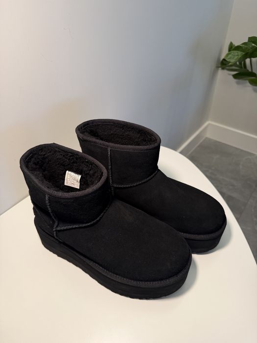 UGG чорні на платформі