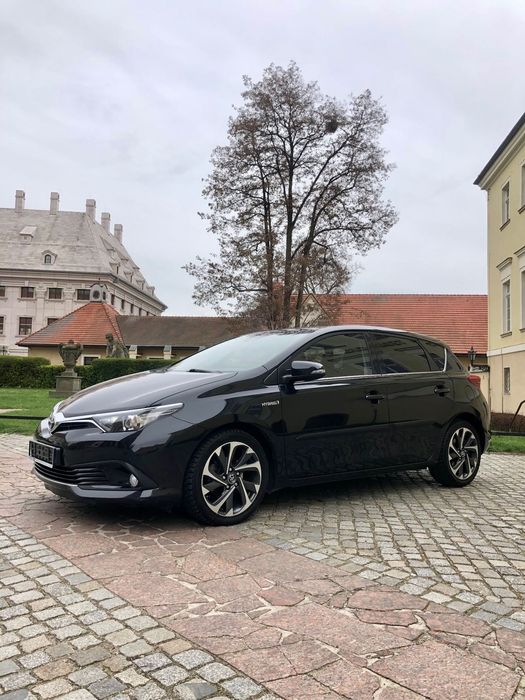 Toyota Auris Executive 2017 Hybrid