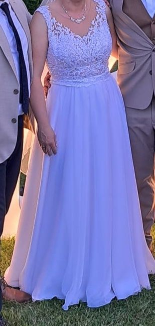 Nowa Sukienka ślubna