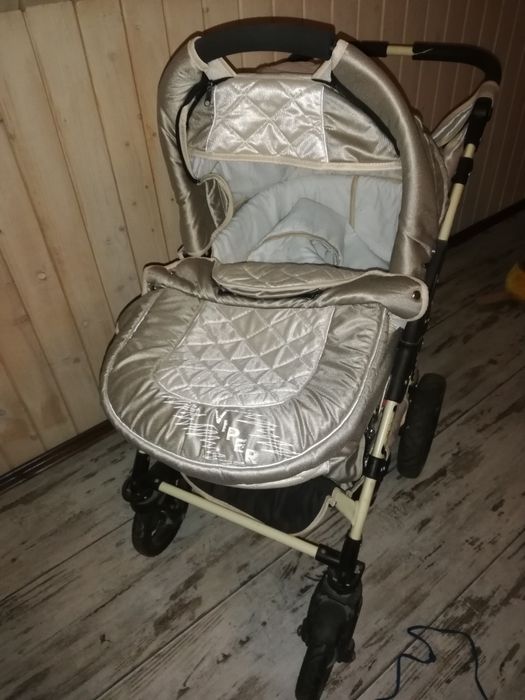 Продам детскую коляску