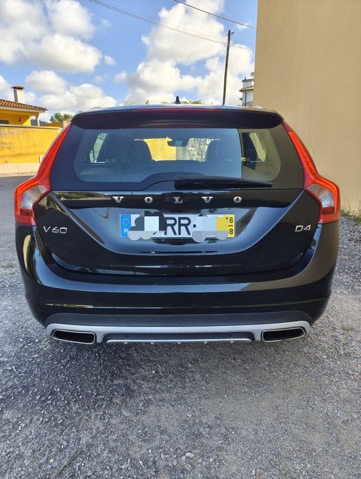 Volvo V60 Cross Country