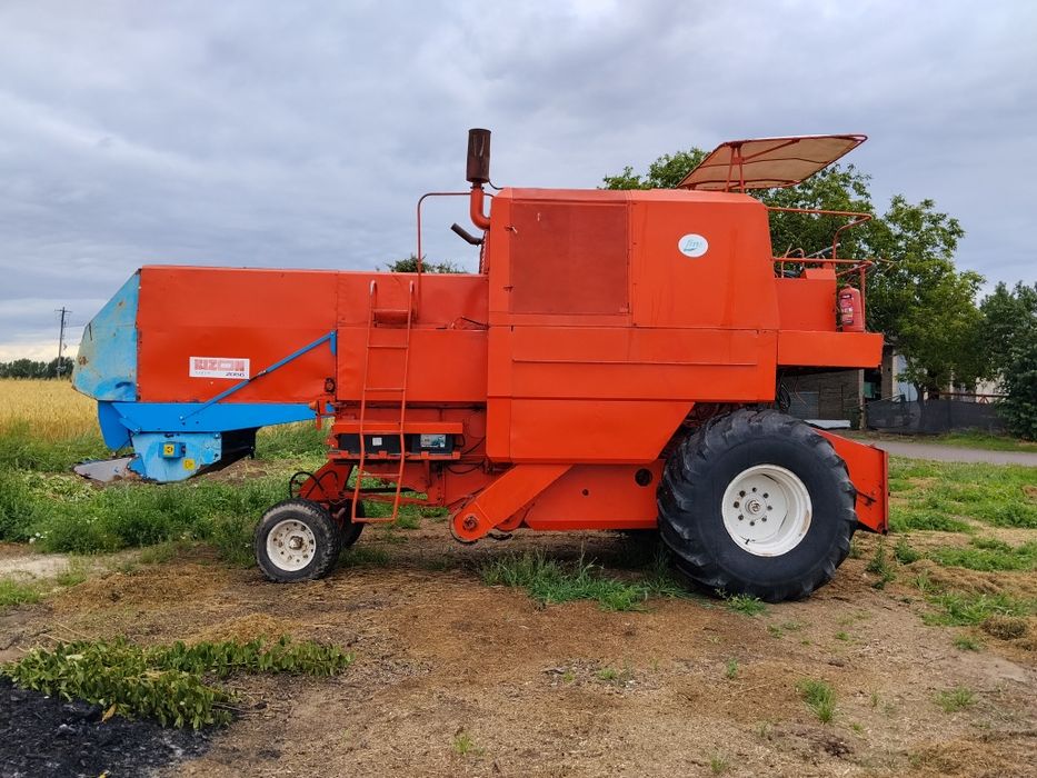 Sprzedam kombajn bizon ZO56