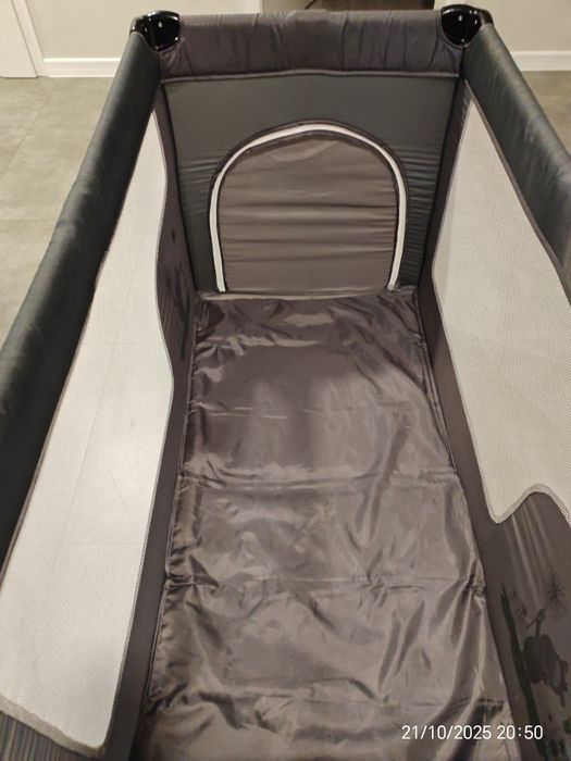 Łóżeczko dziecięce turystyczne z kołami i z blokadą 126x71cm kojec