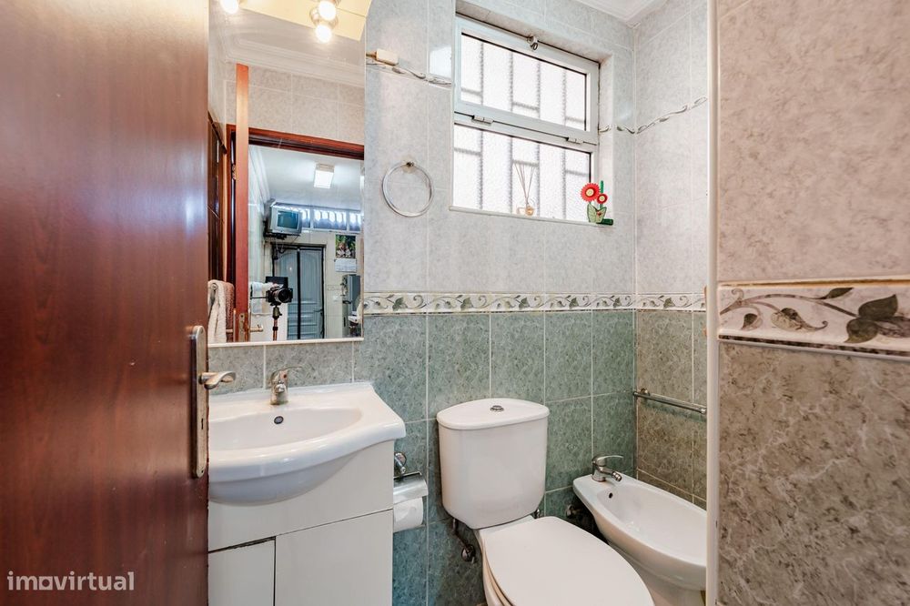 Apartamento T2 à venda na Praceta Dom João IV