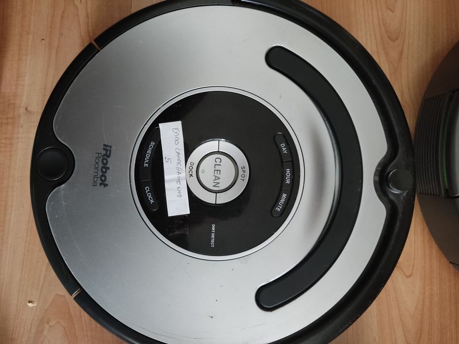 Aspiradores Roomba Irobot modelos 681, 650, 555 para venda de peças