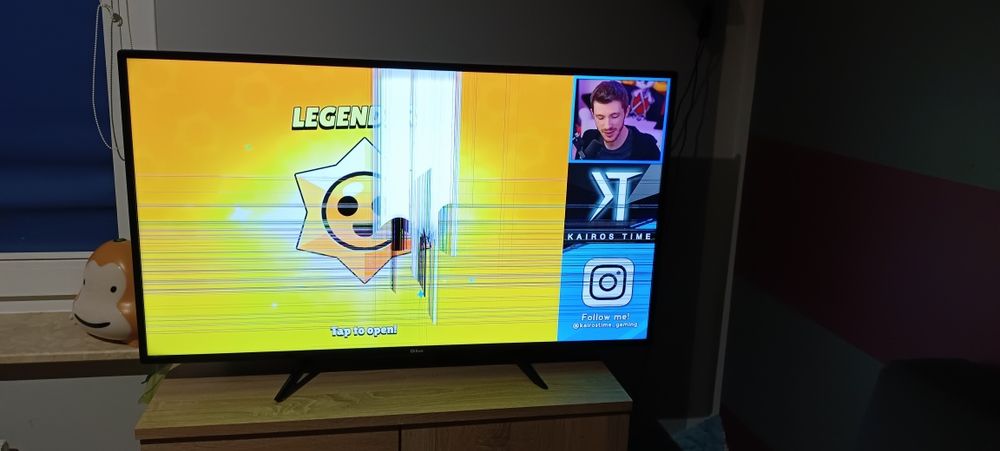 Sprzedam telewizor 40 cali uszkodzona metryca