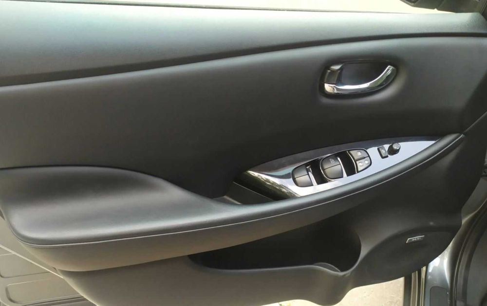 Оренда ліф leaf (максимальна комплектація)