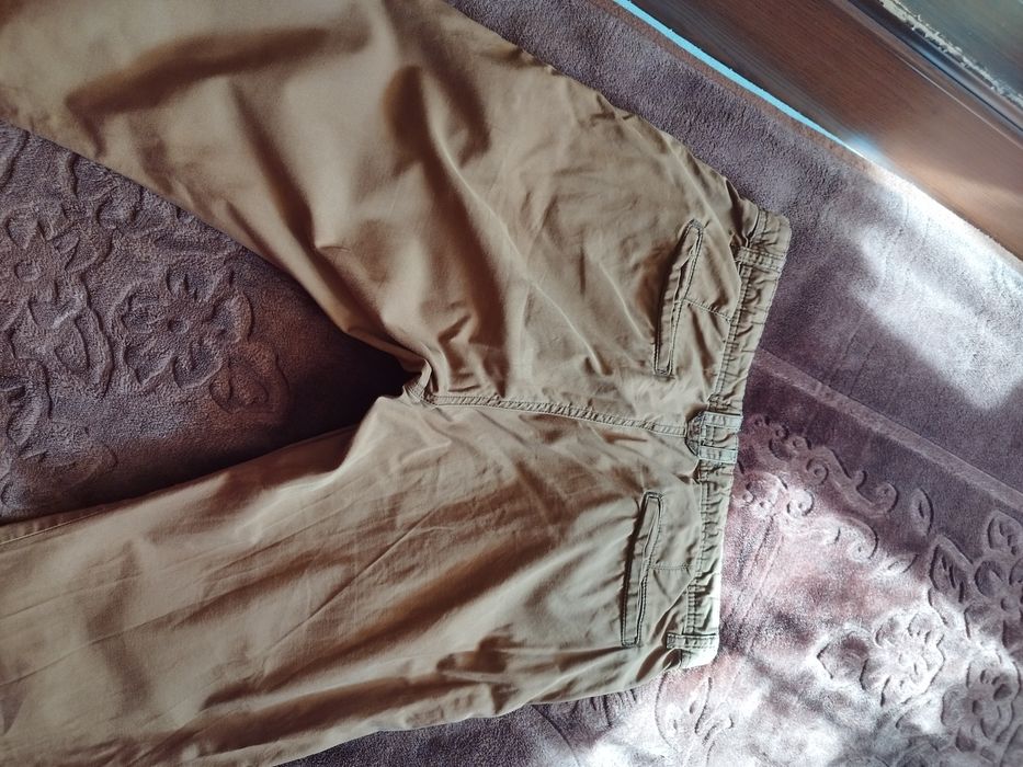 Spodnie męskie Zara rozmiar 44 stan idealny, kolor brązowy