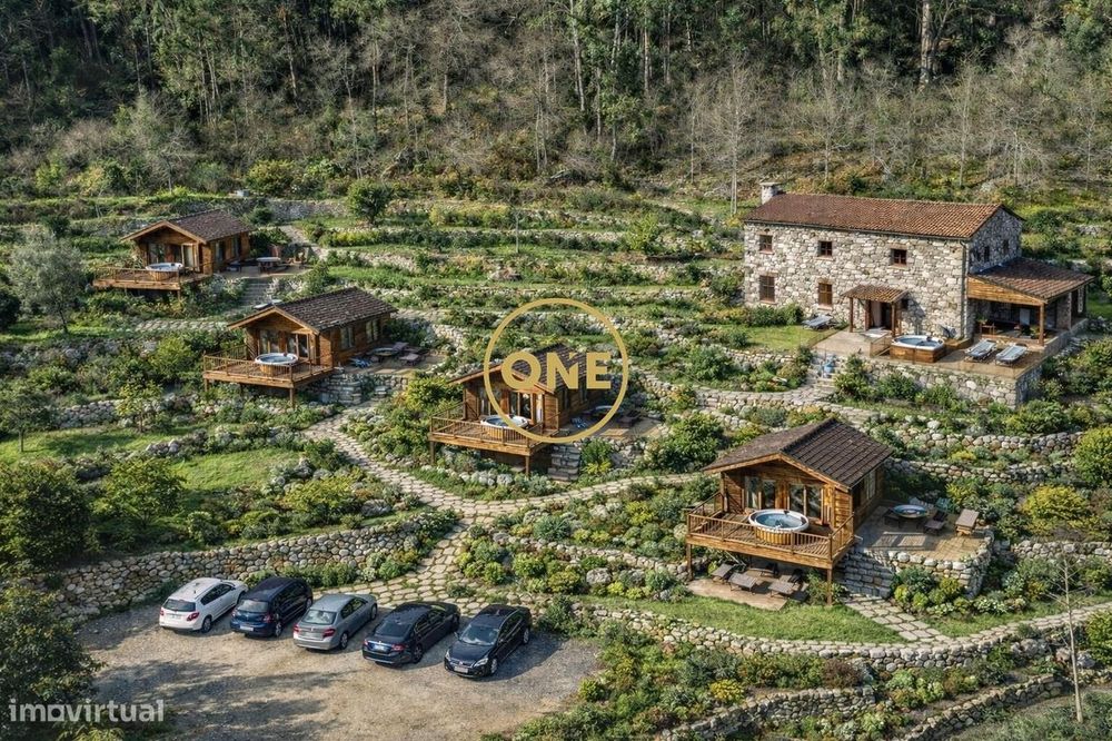Terreno com Aprox: 10.000m2 — Moimenta (Santo André), Braga