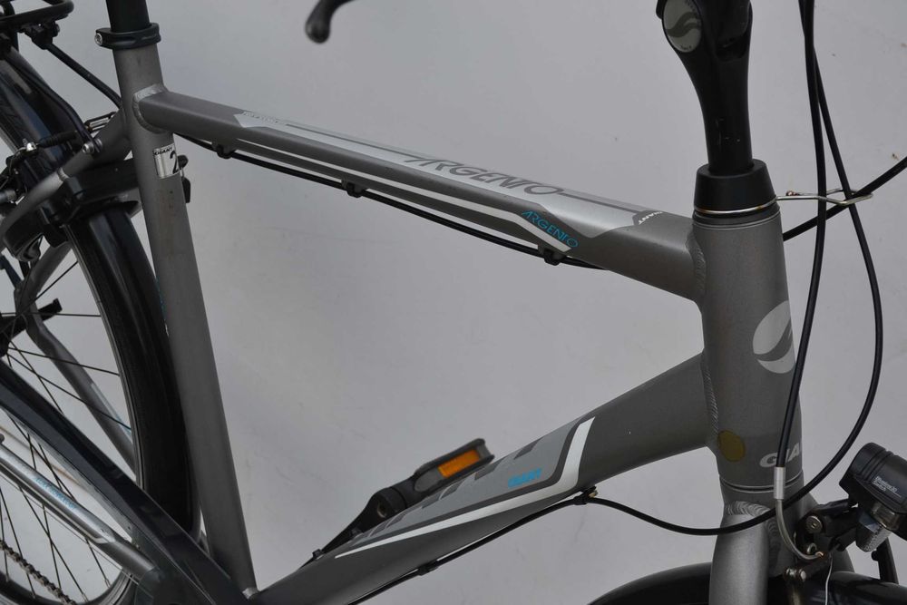 Męski rower trekkingowy Giant Argento RS rama L  koła 28 polecam