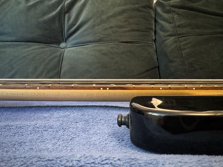 Gitara basowa 6 szesciostrunowa Harley Benton B-650 Black