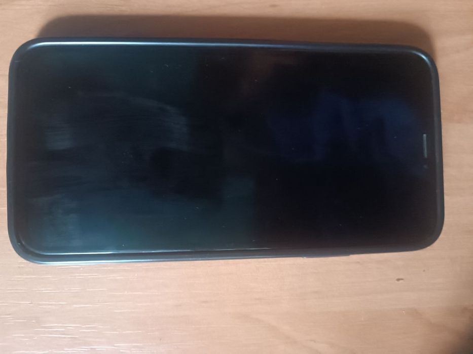 Продам iPhone XS