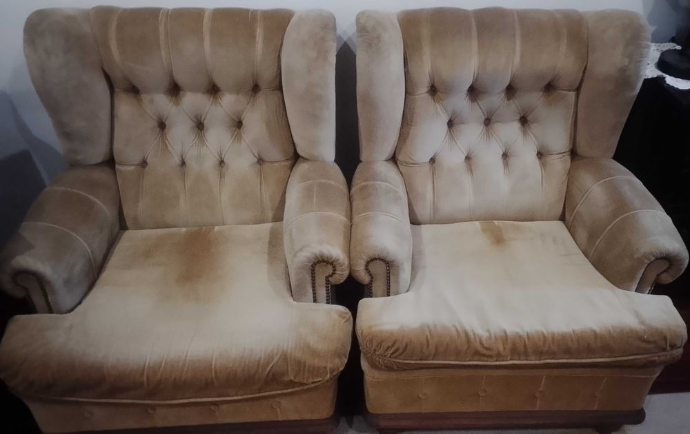Tudo  -Sofá + 2 poltronas bom estado vintage