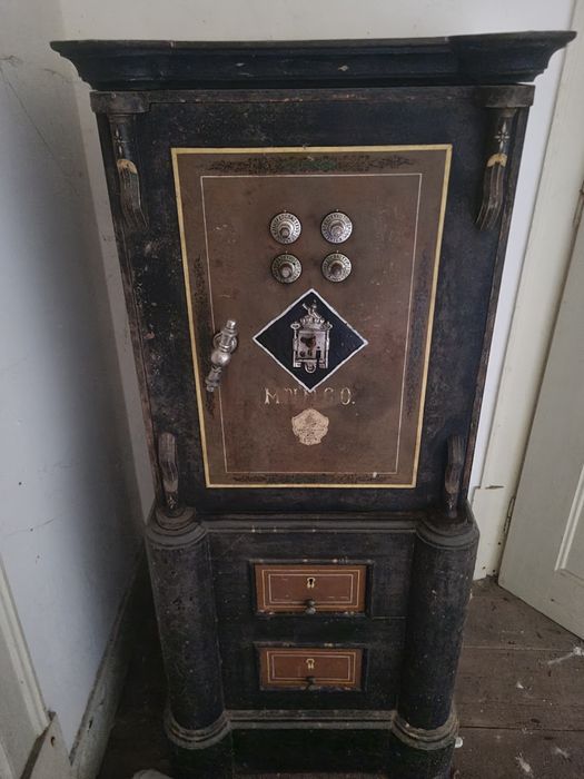 Cofres antigos usados