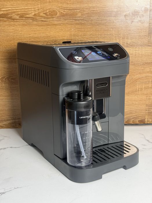Кавомашина DeLonghi Magnifica Plus з Гарантією !!!