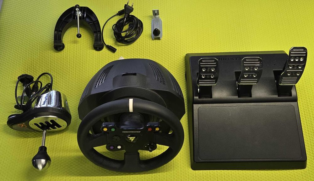 Thrustmaster TX Leather Edition