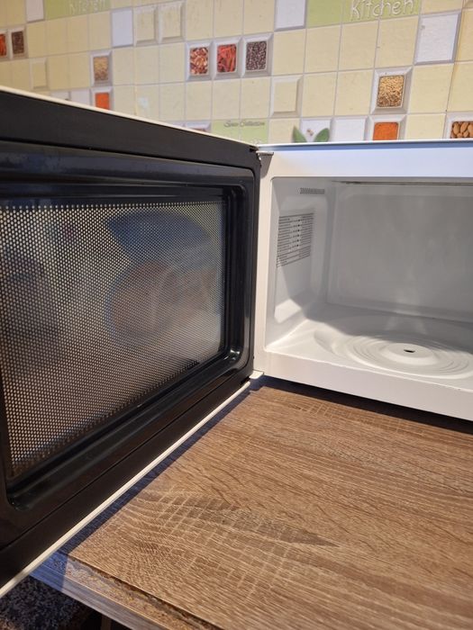 Мікрохвильова піч LG, гриль