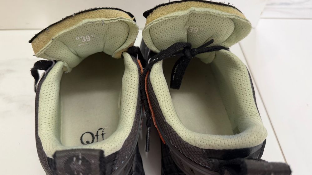 Off-White Odsy-1000