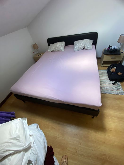Cama de casal com colchão