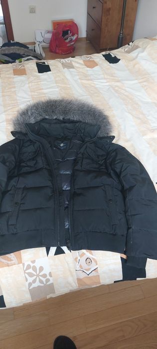 Sprzedam  męską kurtkę puchową