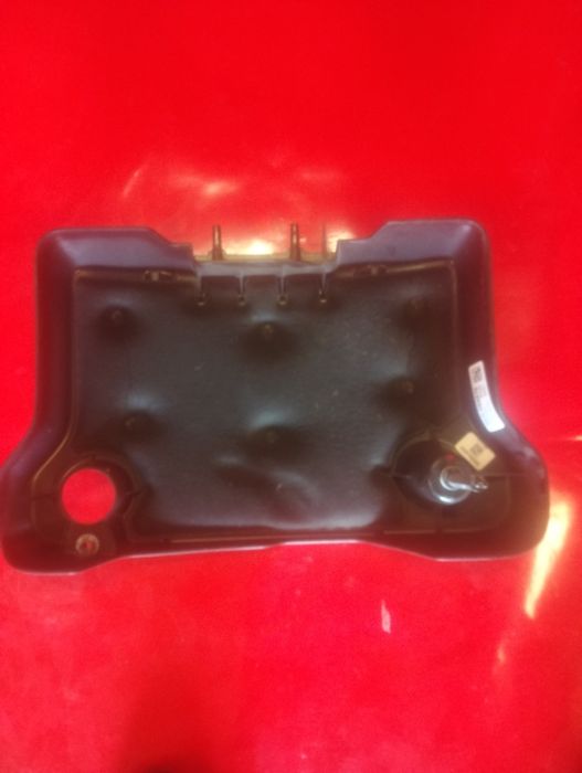 Osłona Silnika 5.7 HEMI Ram V 1500. 052.815.53AA